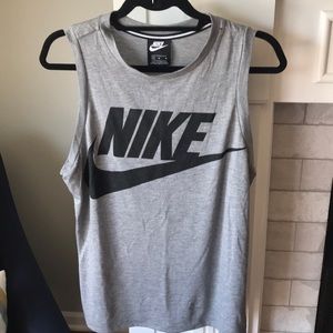 Grey muscle tee